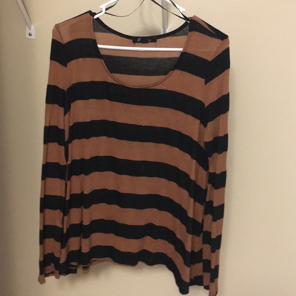 Sweater - Picture 1 of 1